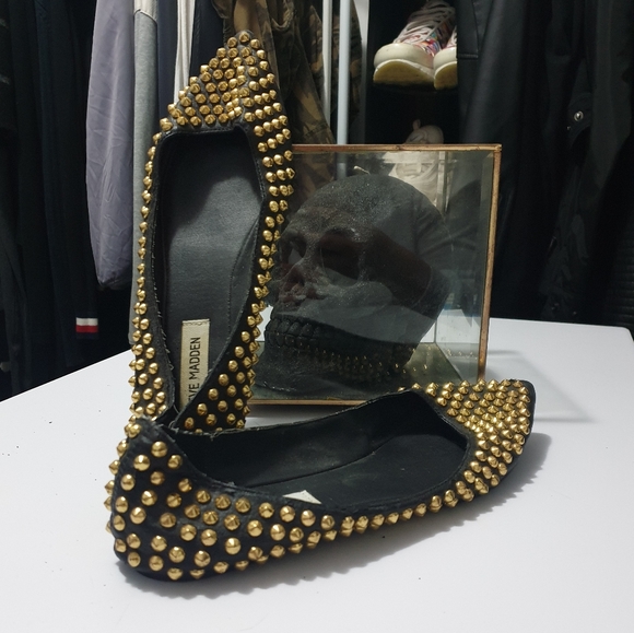 Steve Madden AUS9 leather studded pointed flats - Picture 2 of 11
